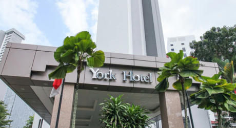 ヨークホテルの外観